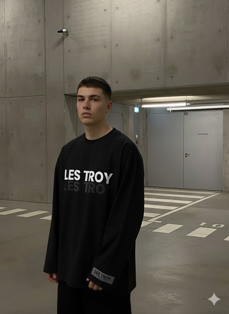 LES TROY “ÇA NE FINIT JAMAIS” Heavyweight Long Sleeve – Black